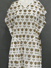 Load image into Gallery viewer, Sunflower tunic
